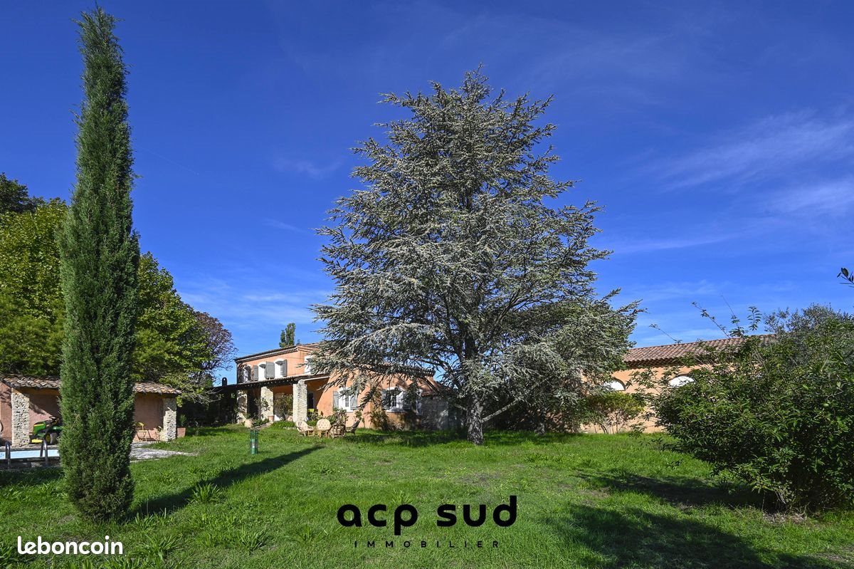 Maison à vendre, 300m², Mallemort