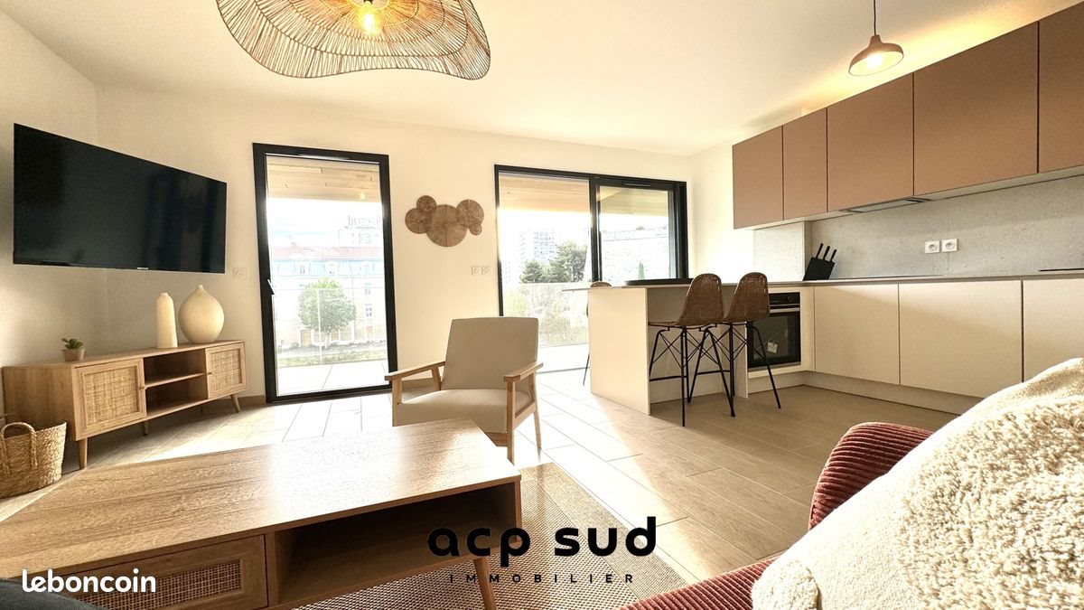 Appartement à louer, 70m², Marseille 7ème