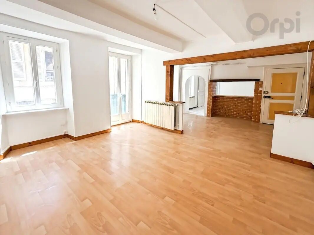 Appartement à louer, 66m², Laragne-Montéglin