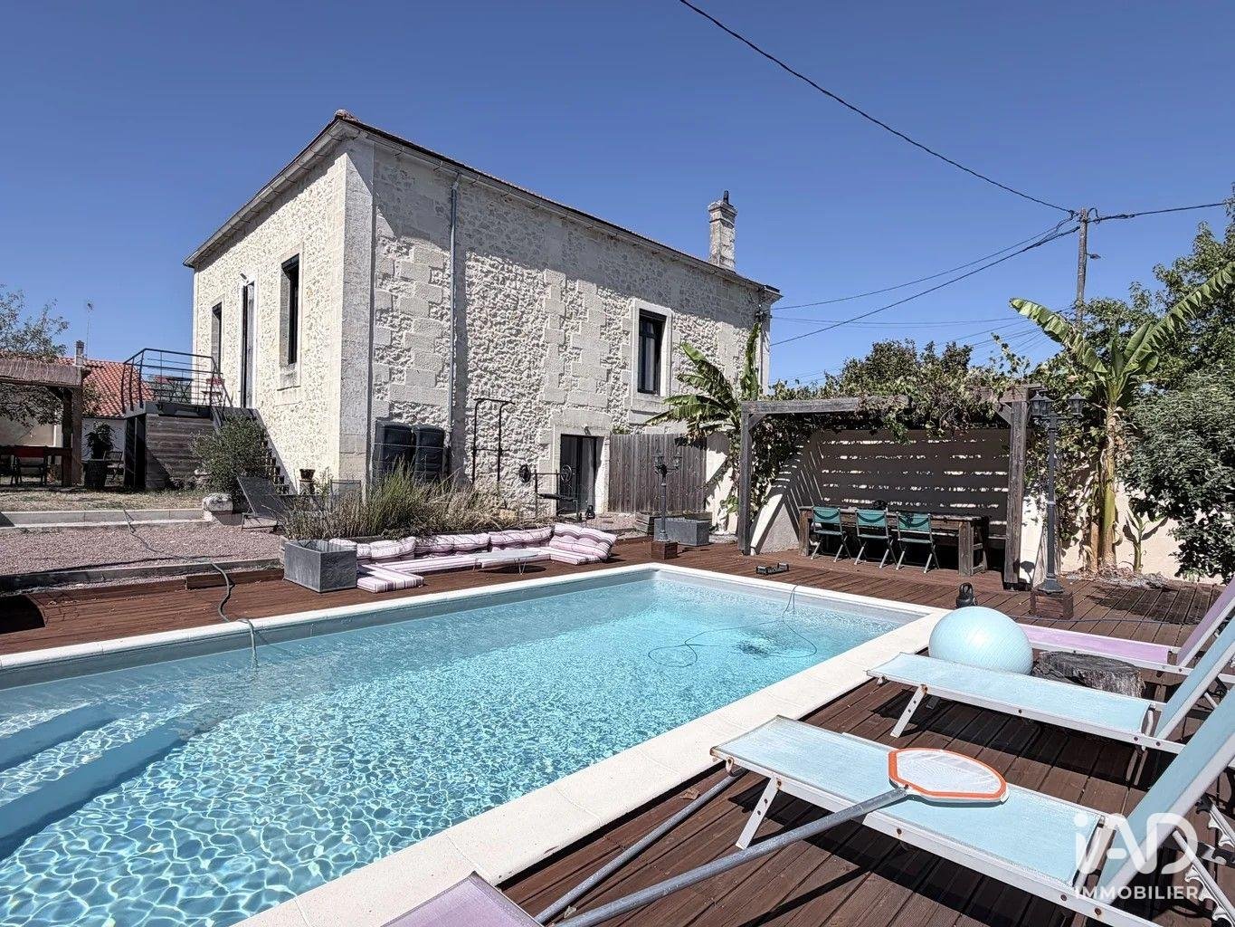Maison à vendre, 250m², Virelade