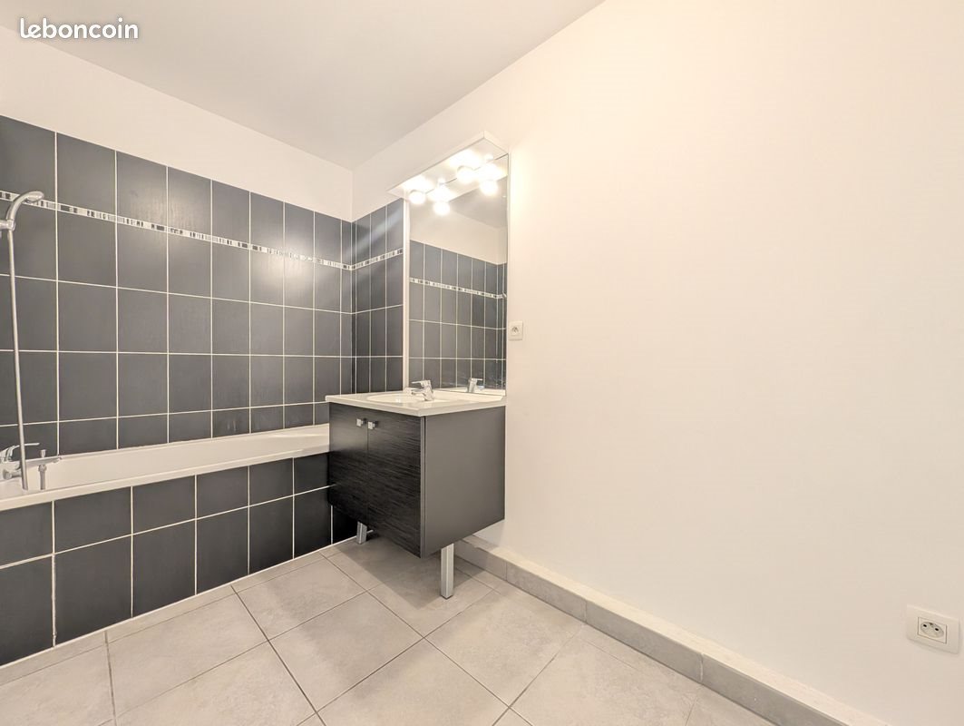 Appartement à louer, 61m², Marseille 10ème