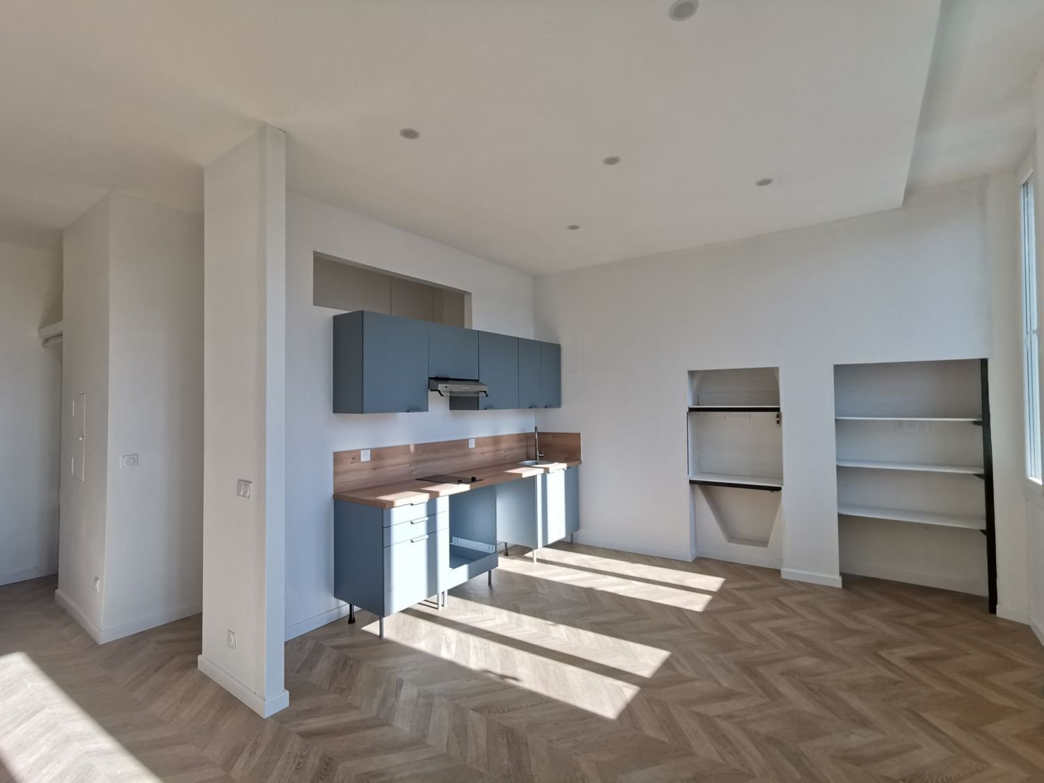 Appartement à louer, 40m², Marseille 8ème