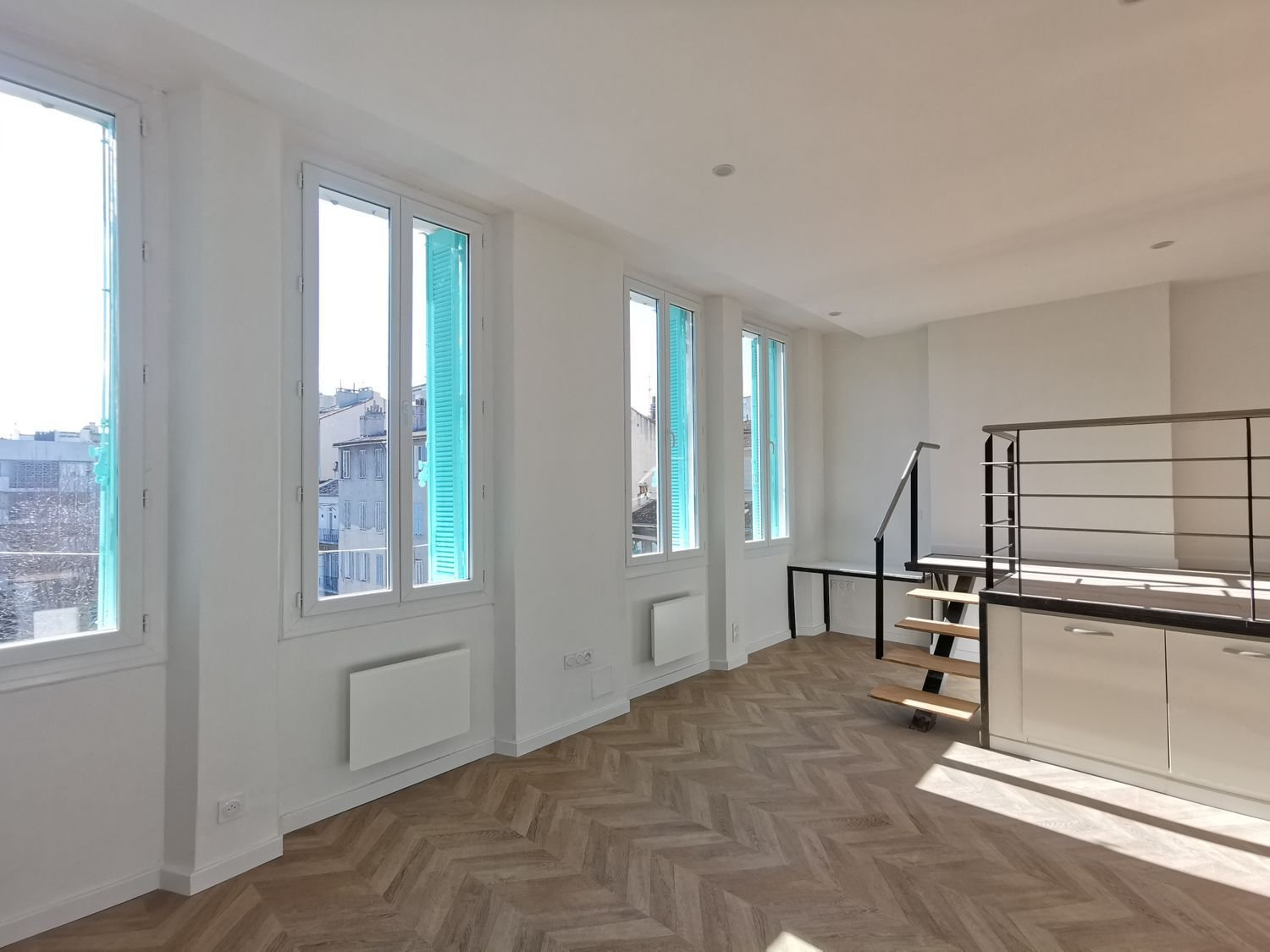Appartement à louer, 40m², Marseille 8ème