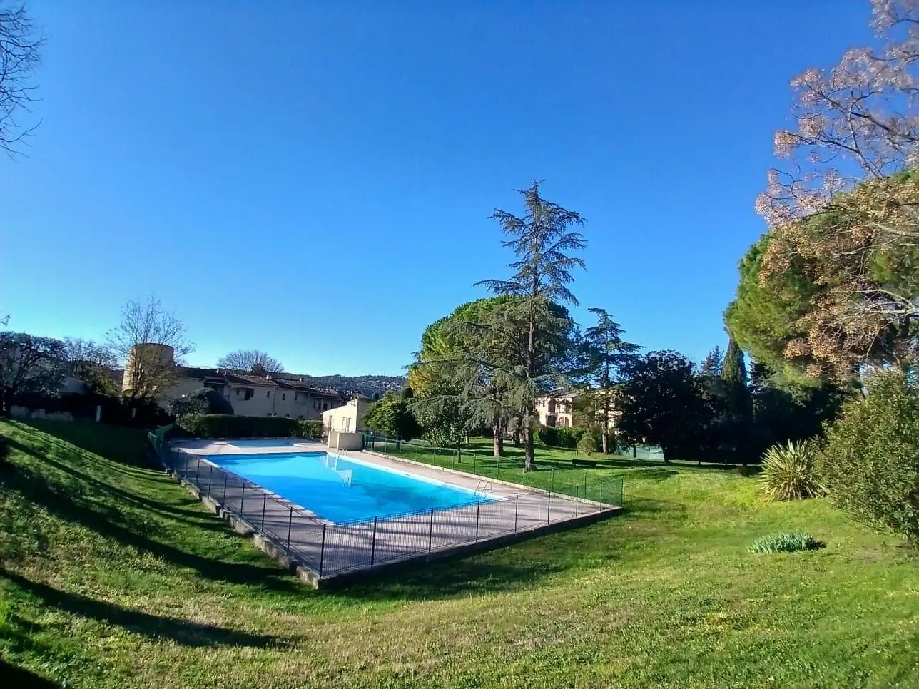 Appartement à vendre, 27m², Peymeinade