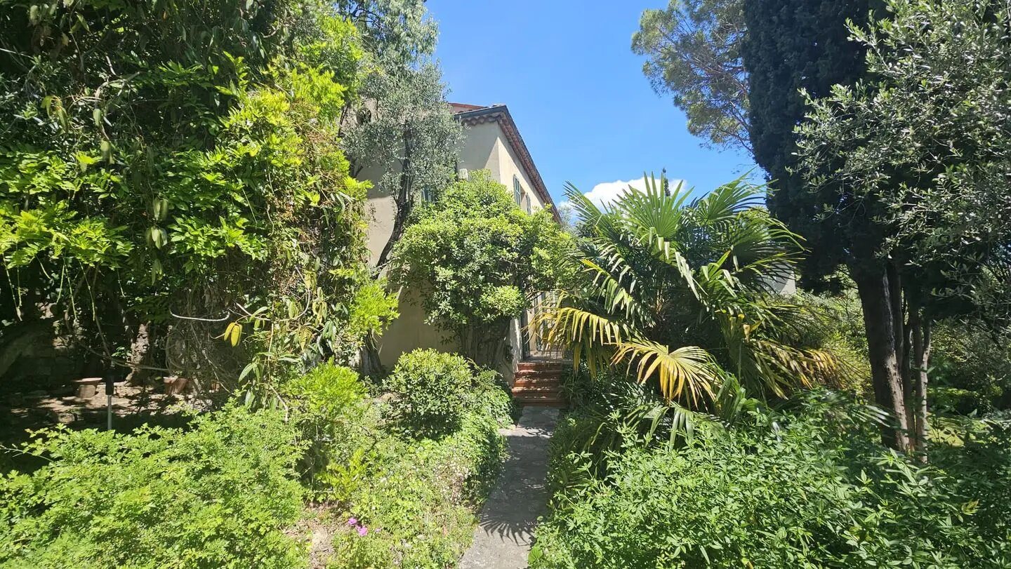 Maison à vendre, 270m², Grasse