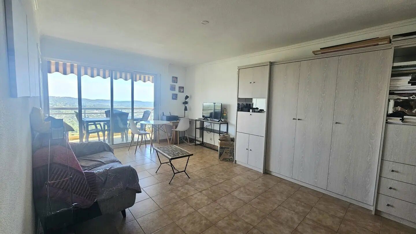 Appartement à louer, 31m², Grasse