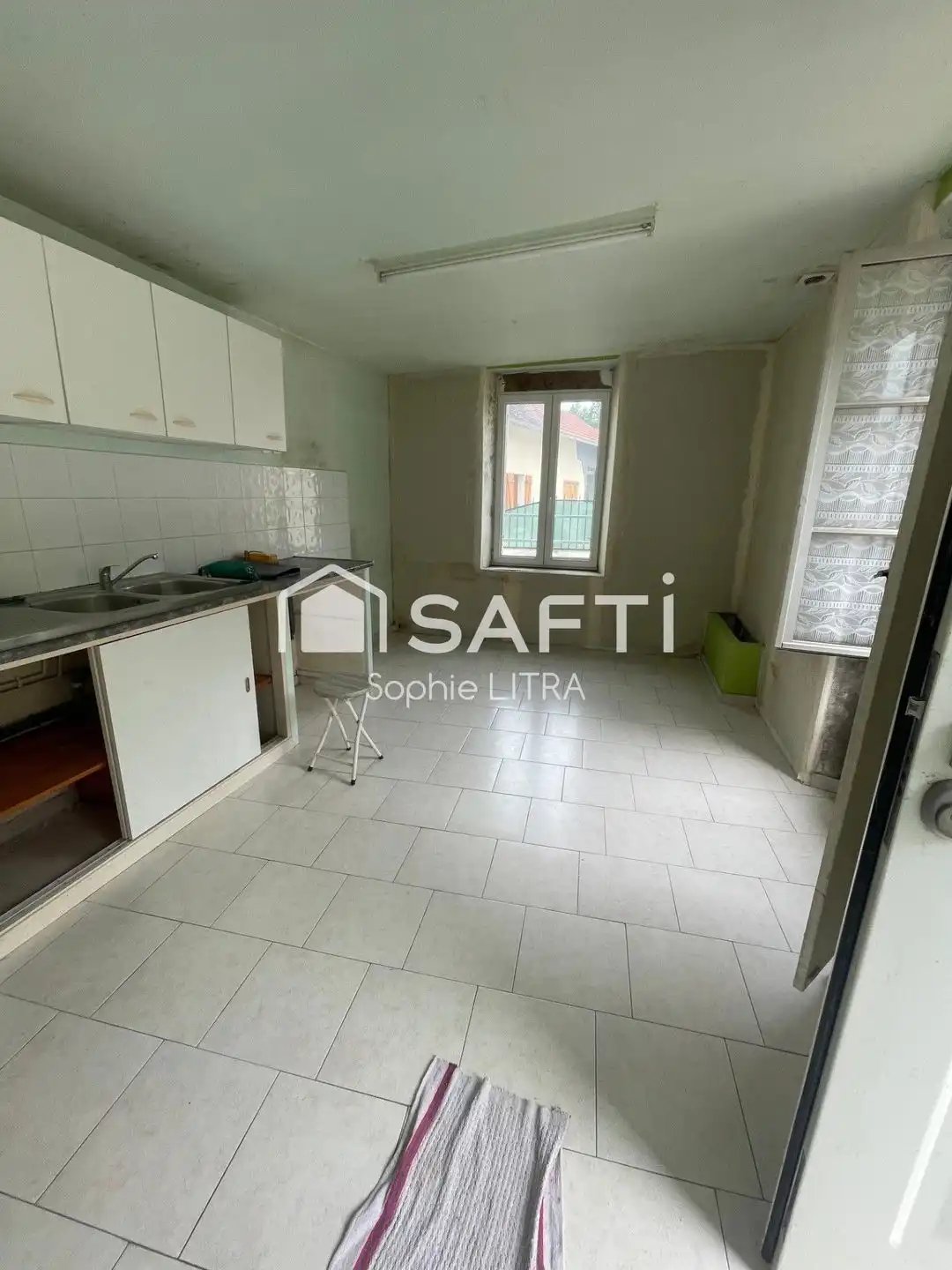 Maison à vendre, 95m², Saint-Julien-du-Sault