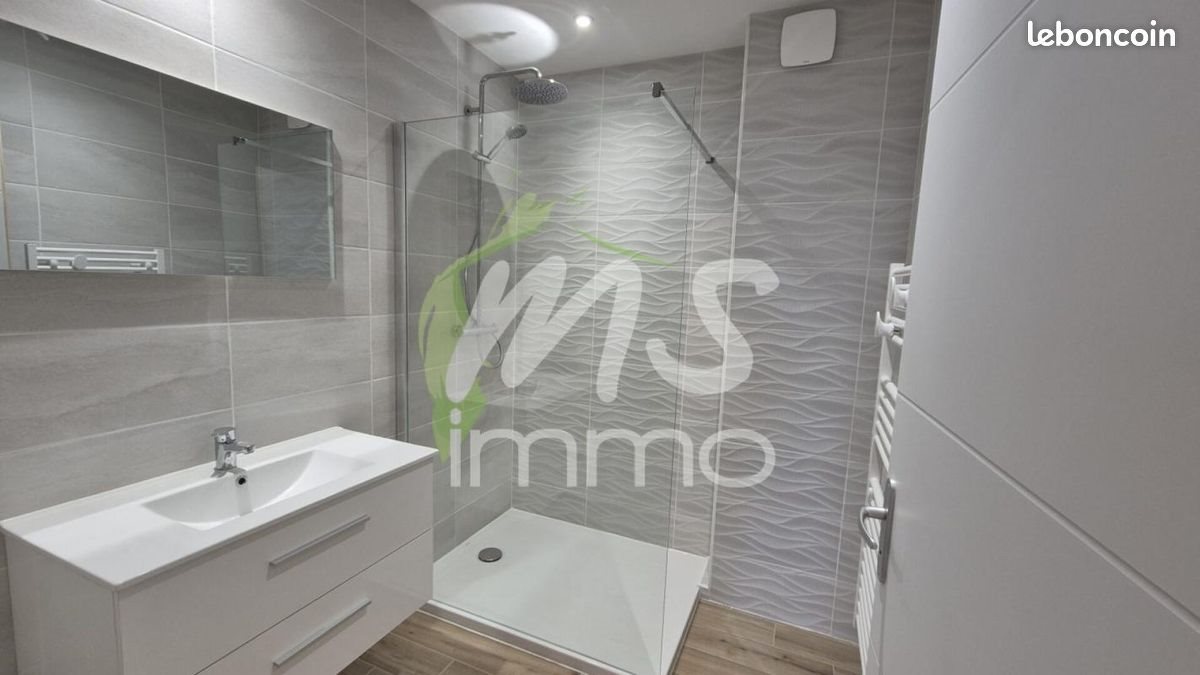 Appartement à louer, 64m², Tallard