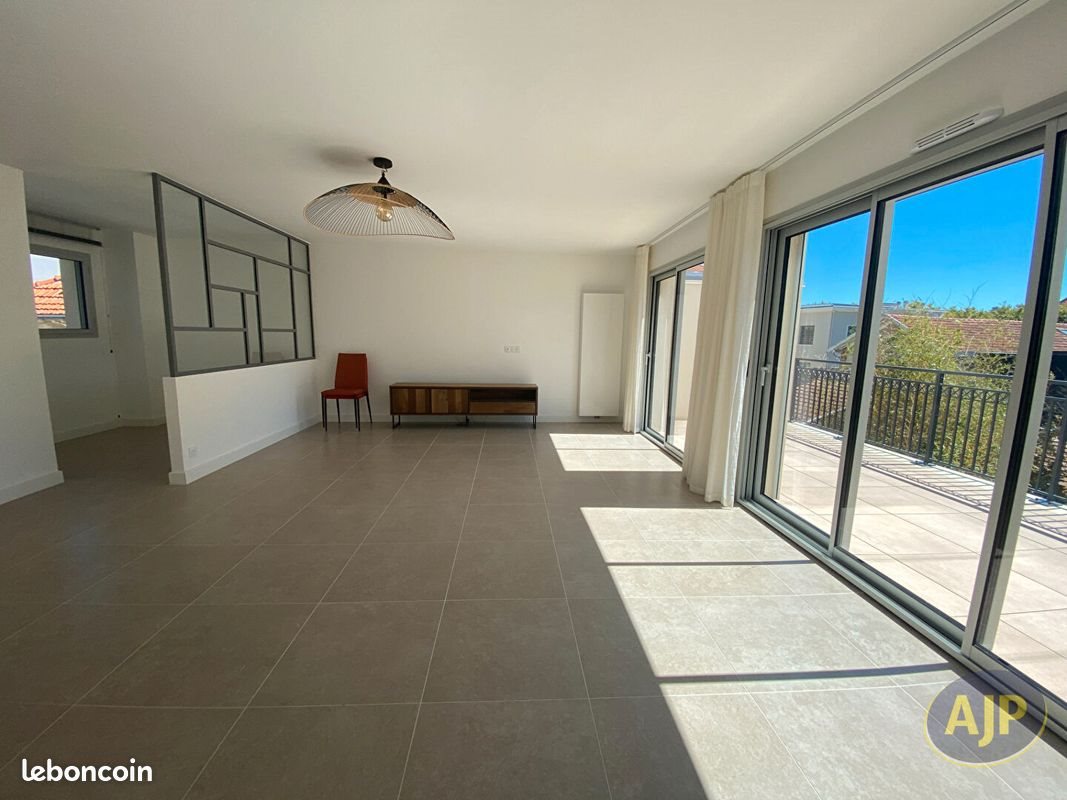 Appartement à louer, 123m², Arcachon