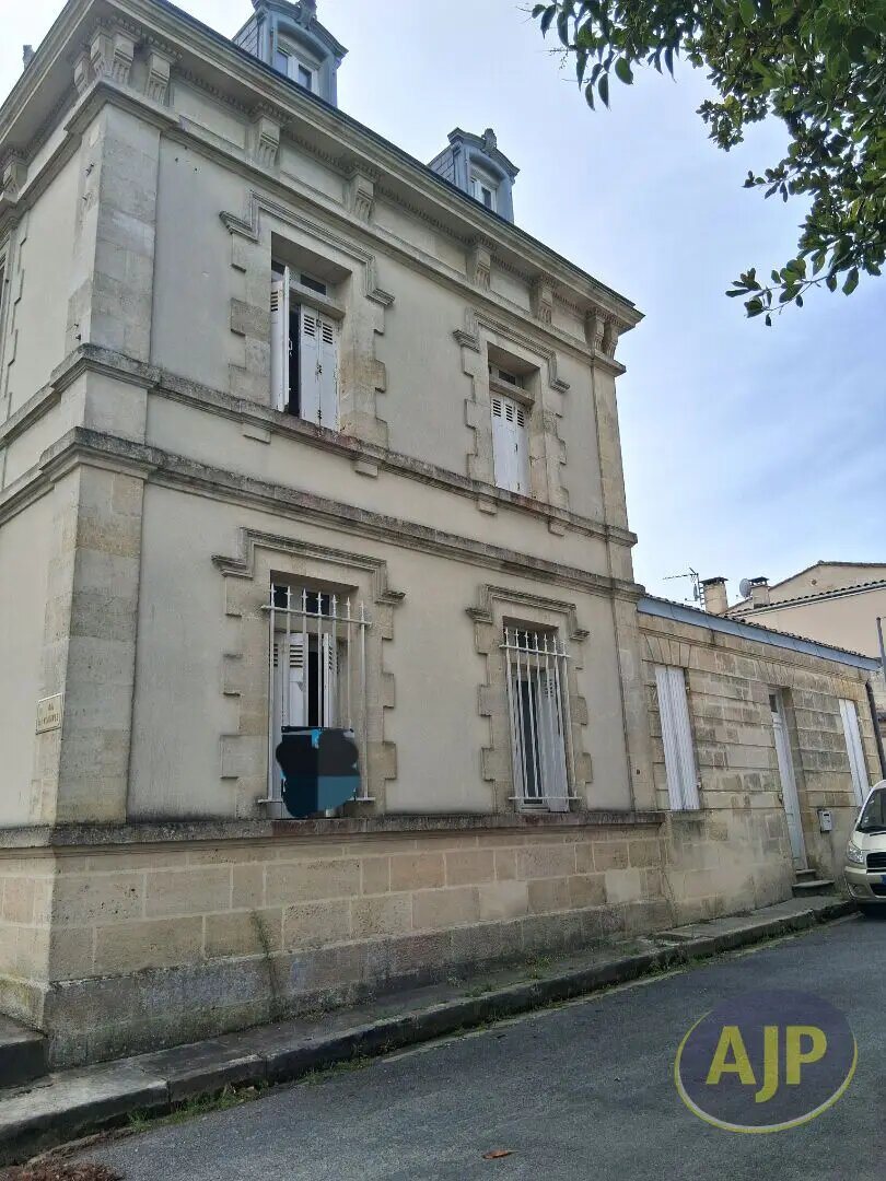 Maison à vendre, 125m², Saint-Julien-Beychevelle