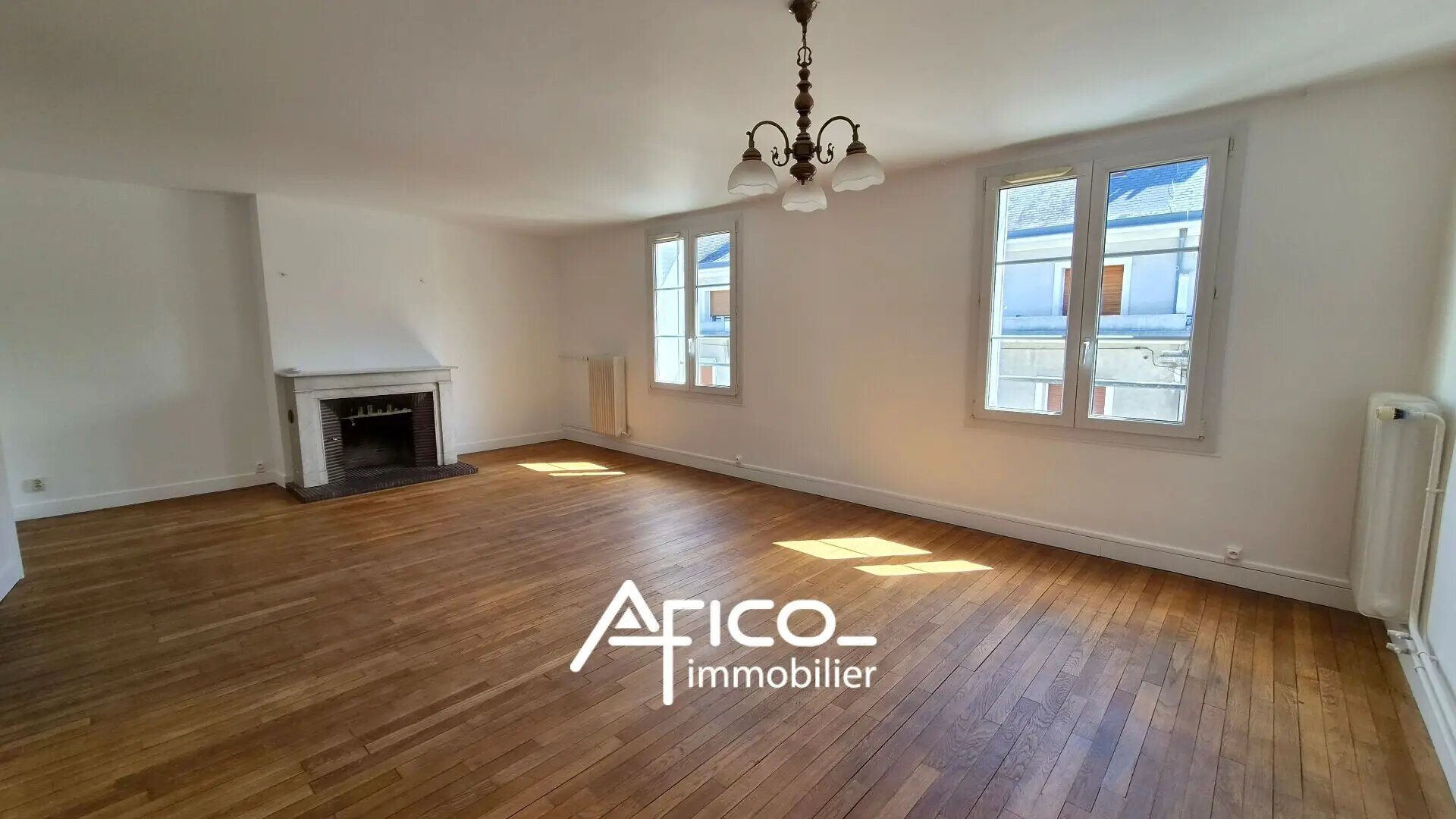 Appartement à louer, 140m², Tours