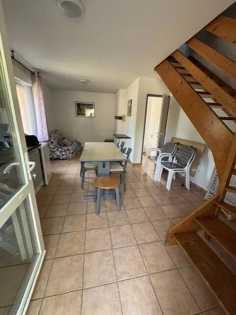 Maison à louer, 39m², Verzeille