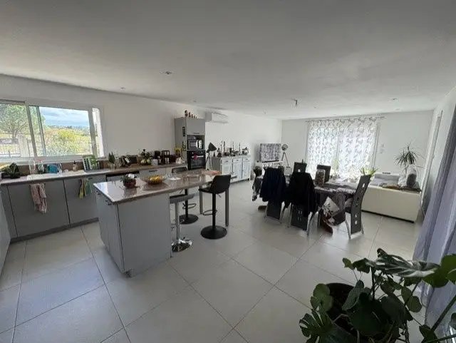 Maison à louer, 130m², Couffoulens