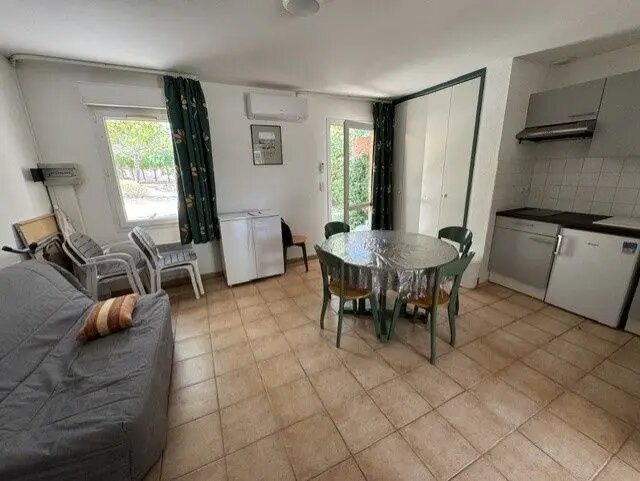 Maison à louer, 39m², Verzeille