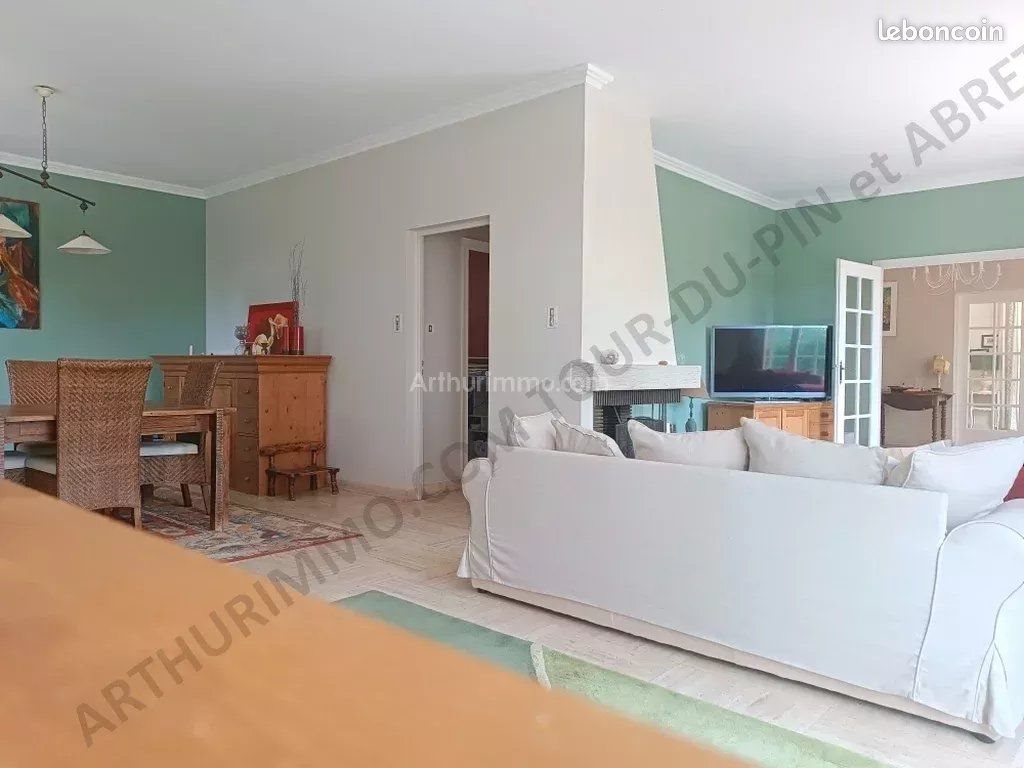 Maison à vendre, 220m², La Tour-du-Pin