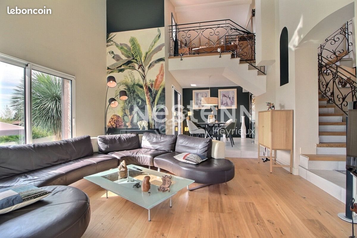 Maison à vendre, 167m², Toussieu