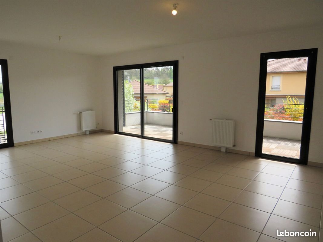 Appartement à louer, 84m², Heyrieux