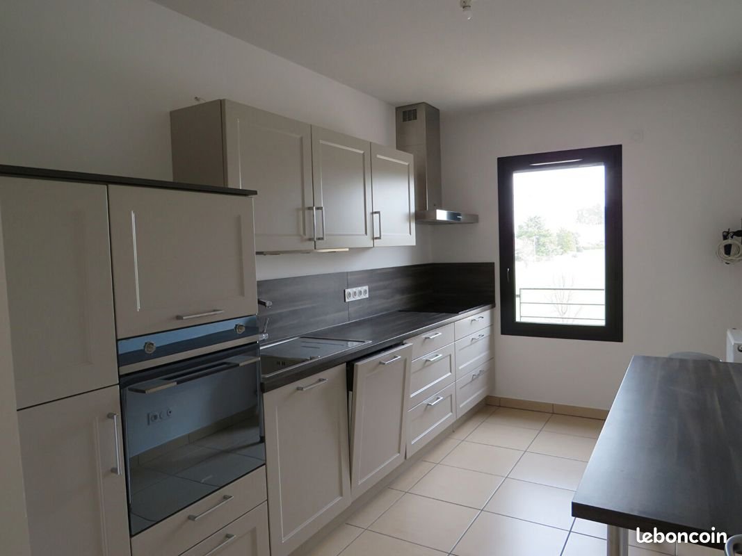 Appartement à louer, 84m², Heyrieux