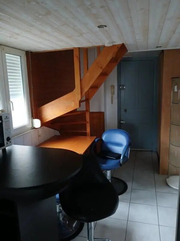 Appartement à louer, 24m², Saint-Quentin