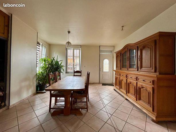 Maison à vendre, 121m², Saint-Gobain