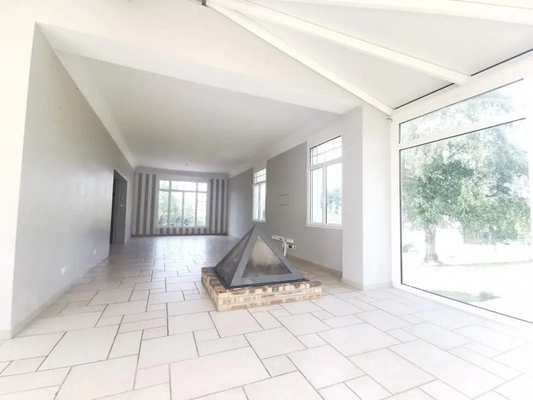 Maison à vendre, 220m², Amigny-Rouy