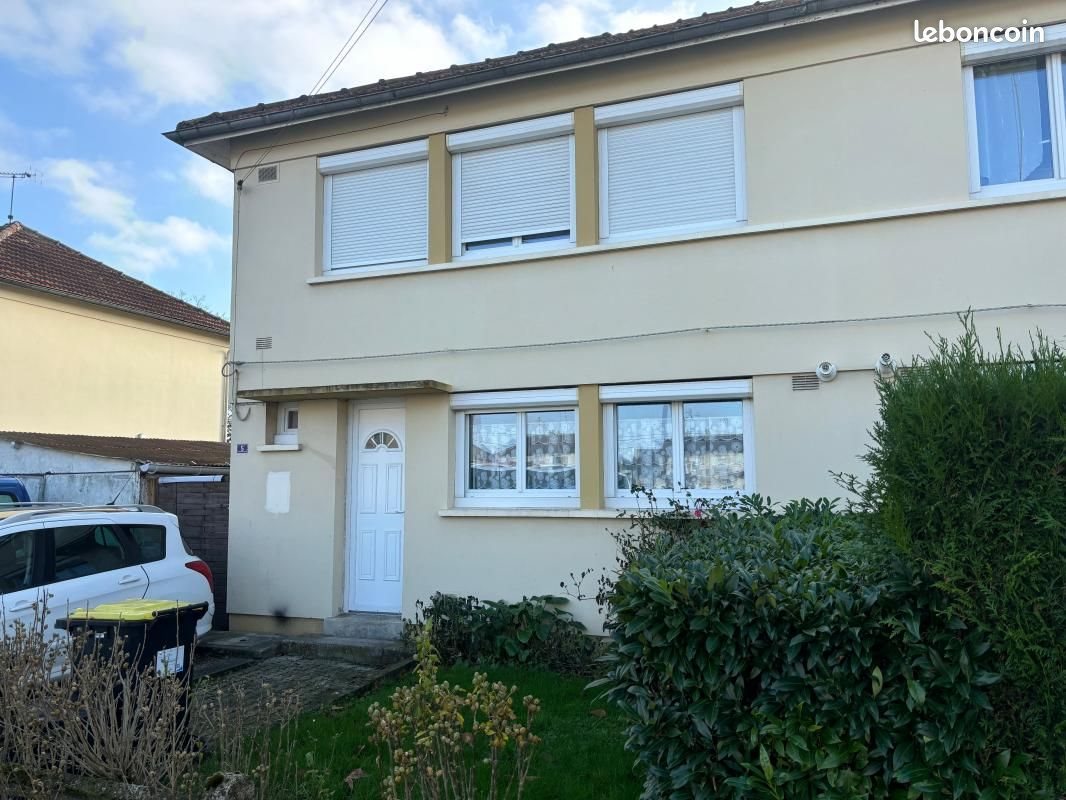 Maison à louer, 70m², Beautor