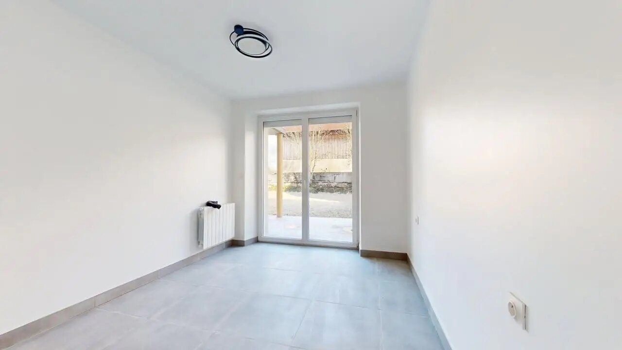 Appartement à louer, 58m², Houtaud