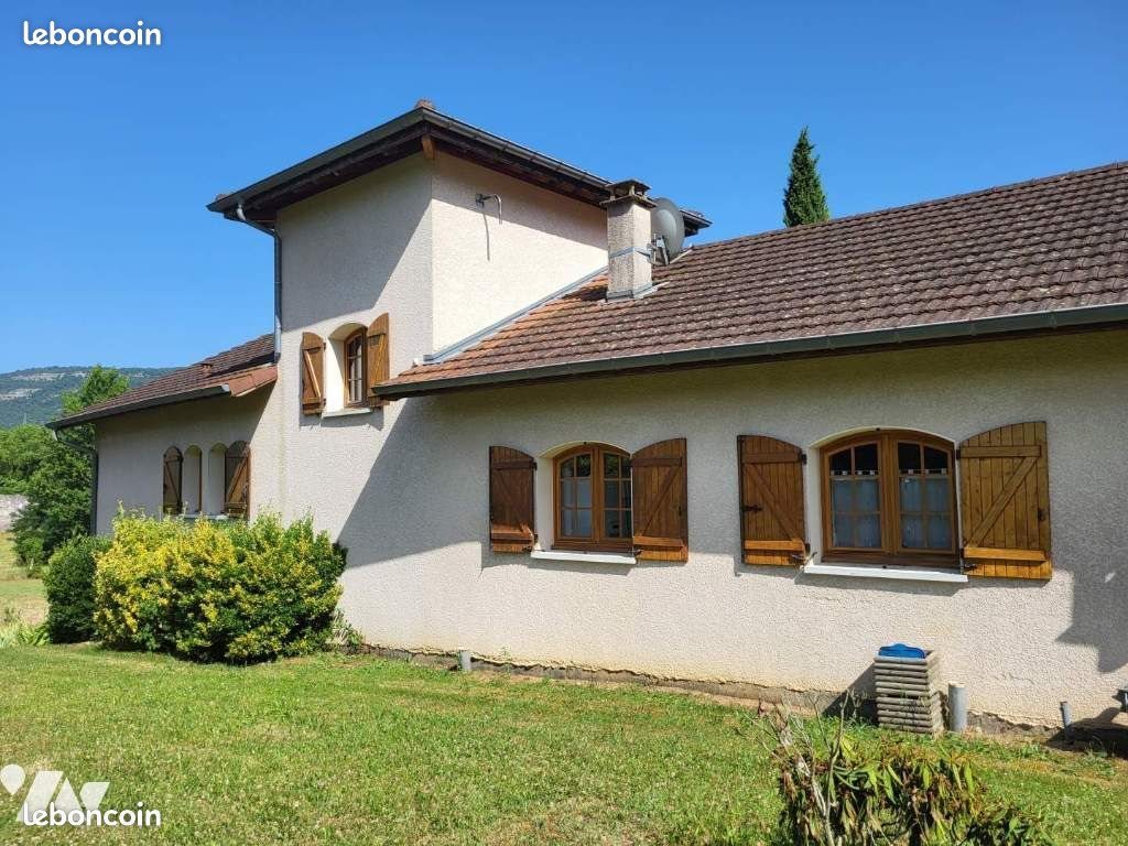 Maison à vendre, 2m², Peyrieu