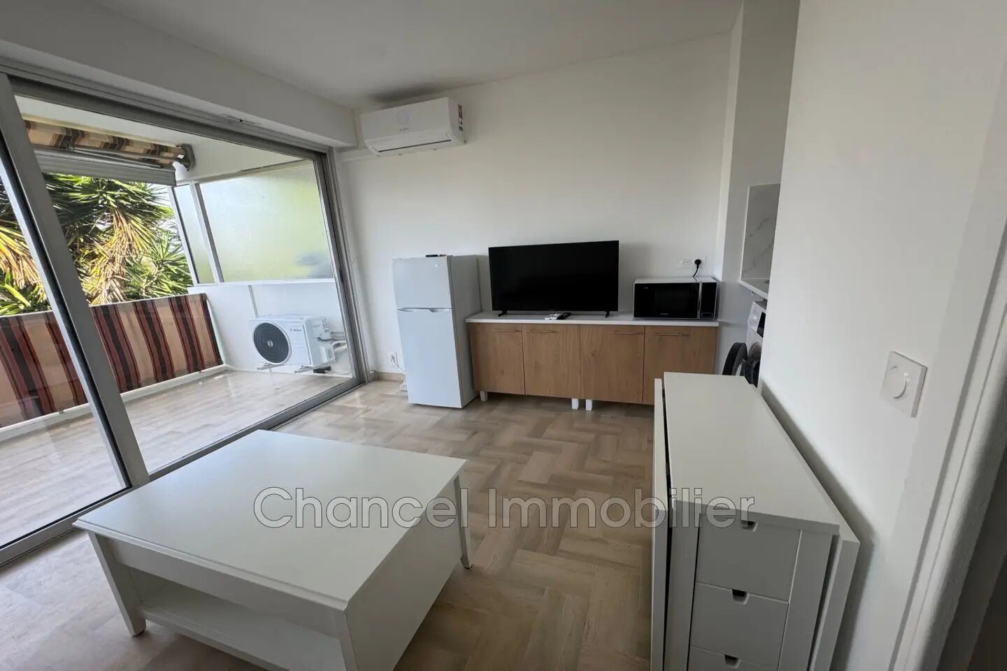 Appartement à louer, 16m², Antibes