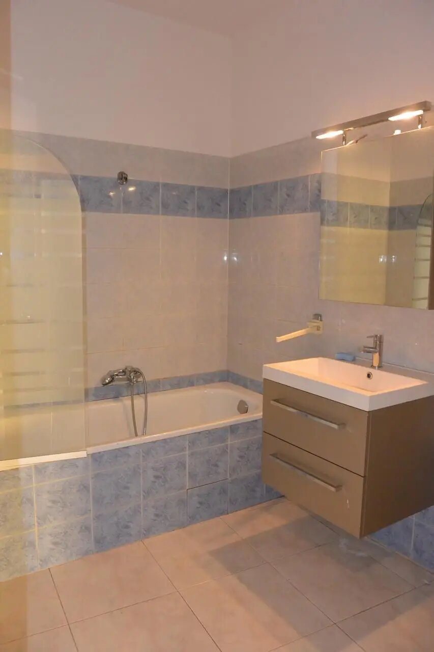 Appartement à vendre, 225m², Aubagne