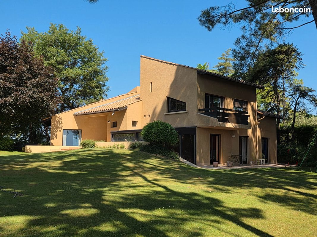 Maison à vendre, 267m², Mours-Saint-Eusèbe