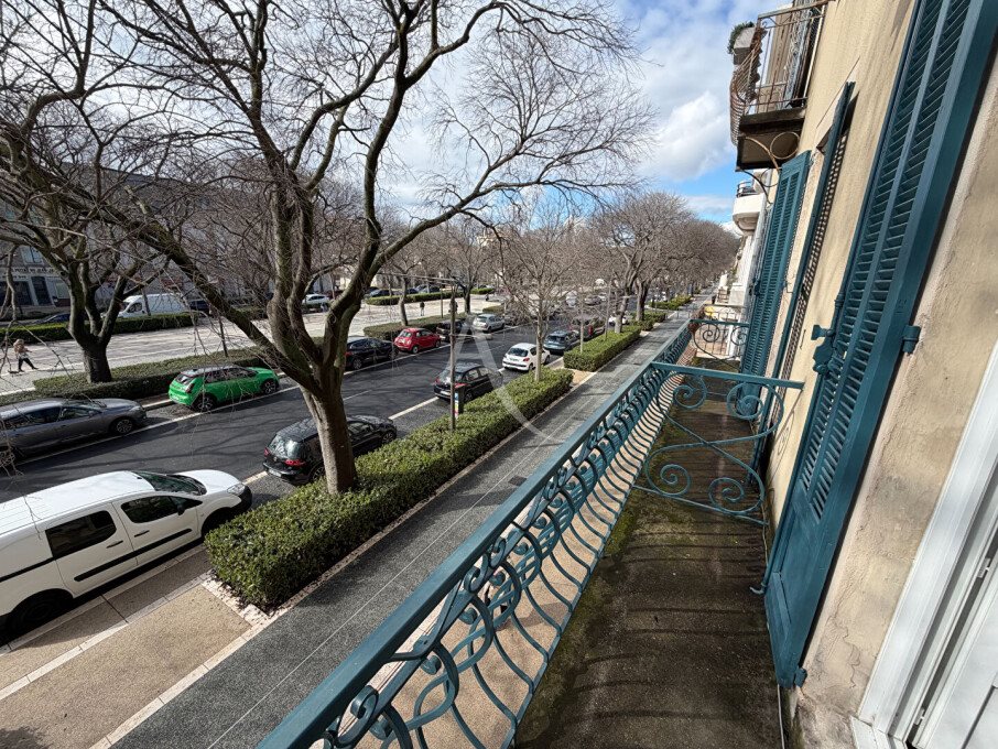 Appartement à louer, 66m², Nîmes