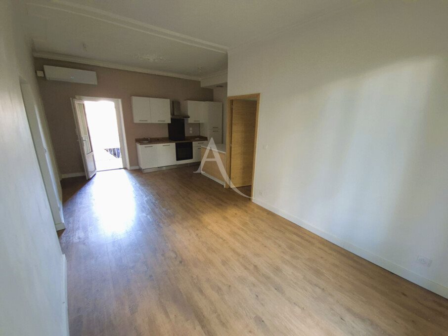 Appartement à louer, 66m², Nîmes