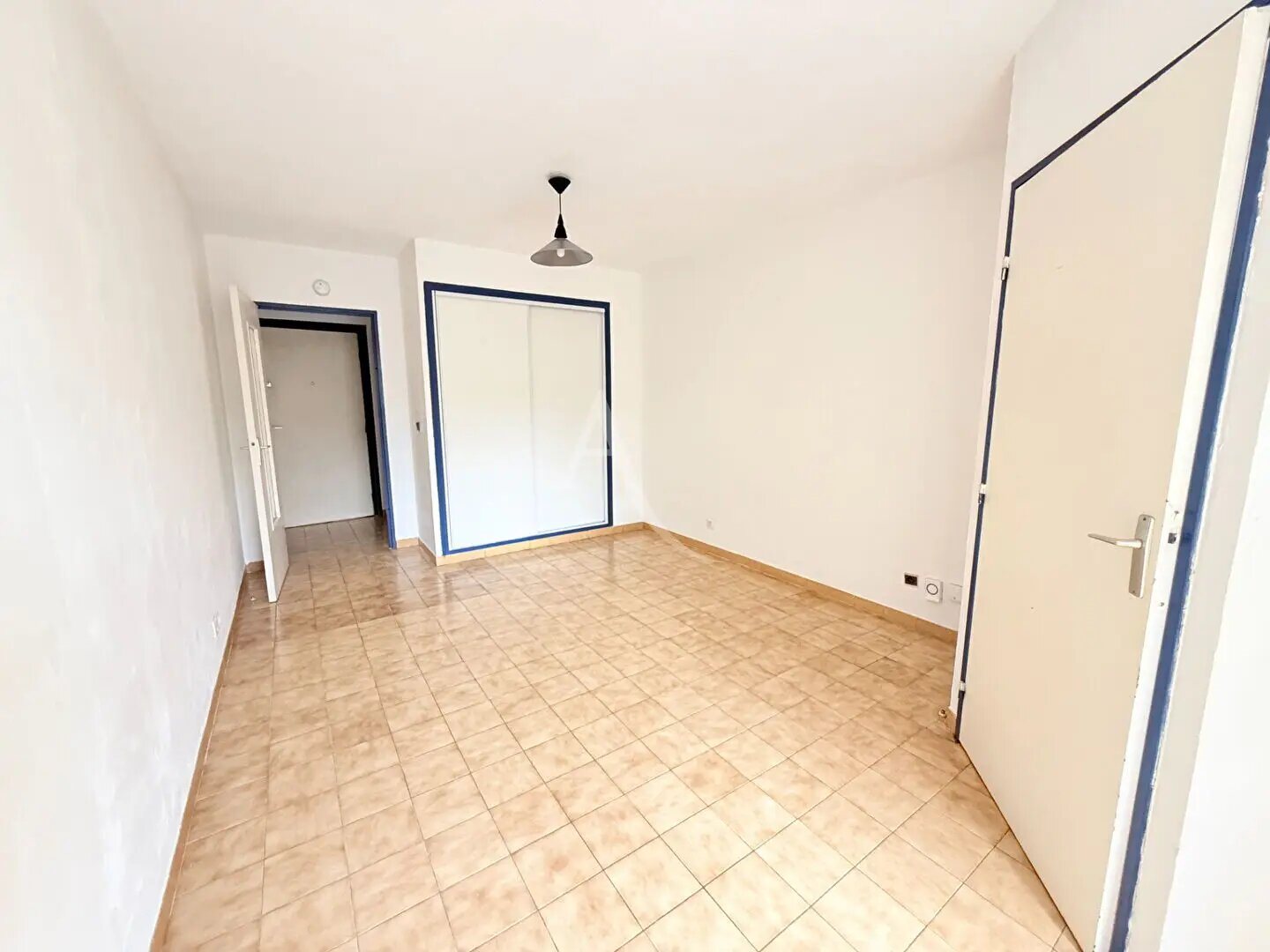 Appartement à louer, 22m², Nîmes