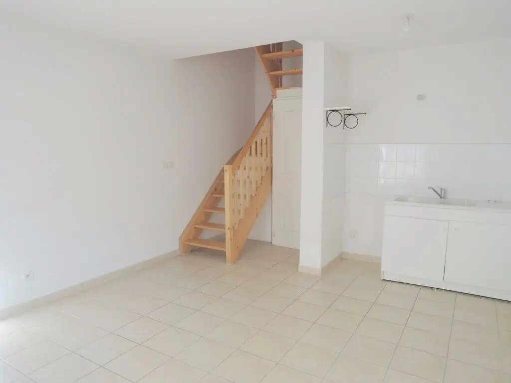 Appartement à louer, 39m², Nîmes