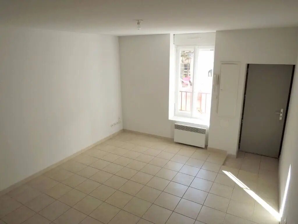 Appartement à louer, 39m², Nîmes