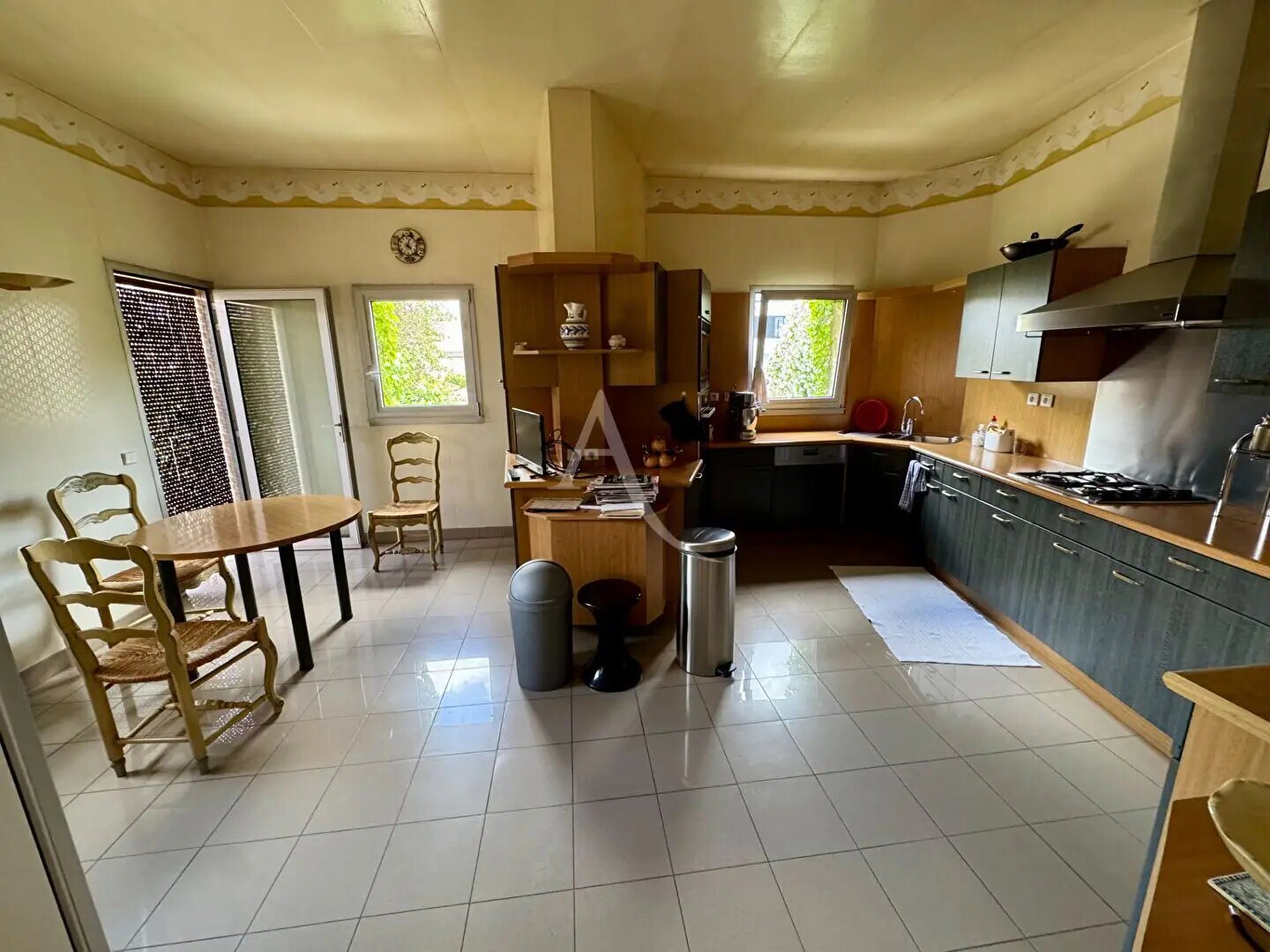 Maison à vendre, 322m², Nîmes