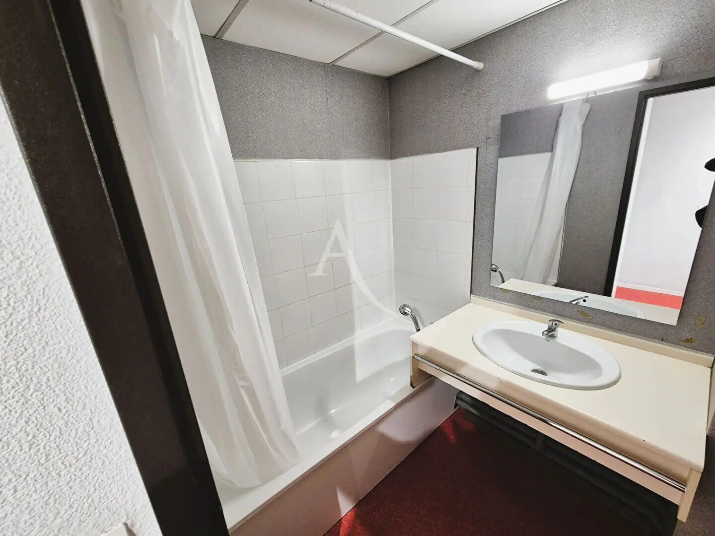 Appartement à louer, 22m², Nîmes