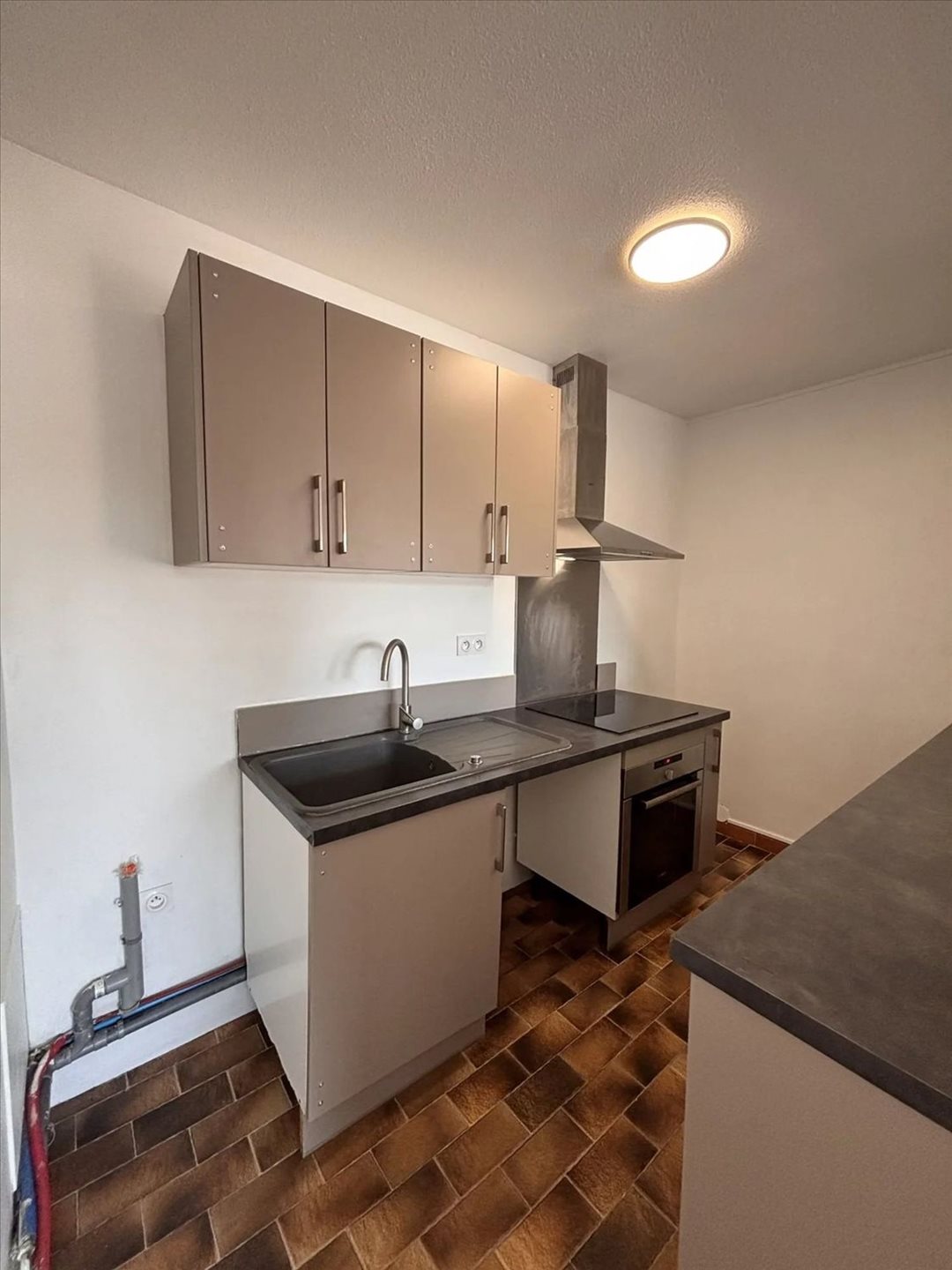 Appartement à louer, 31m², Nîmes