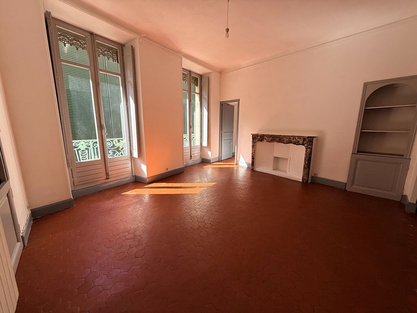 Appartement à louer, 96m², Nîmes