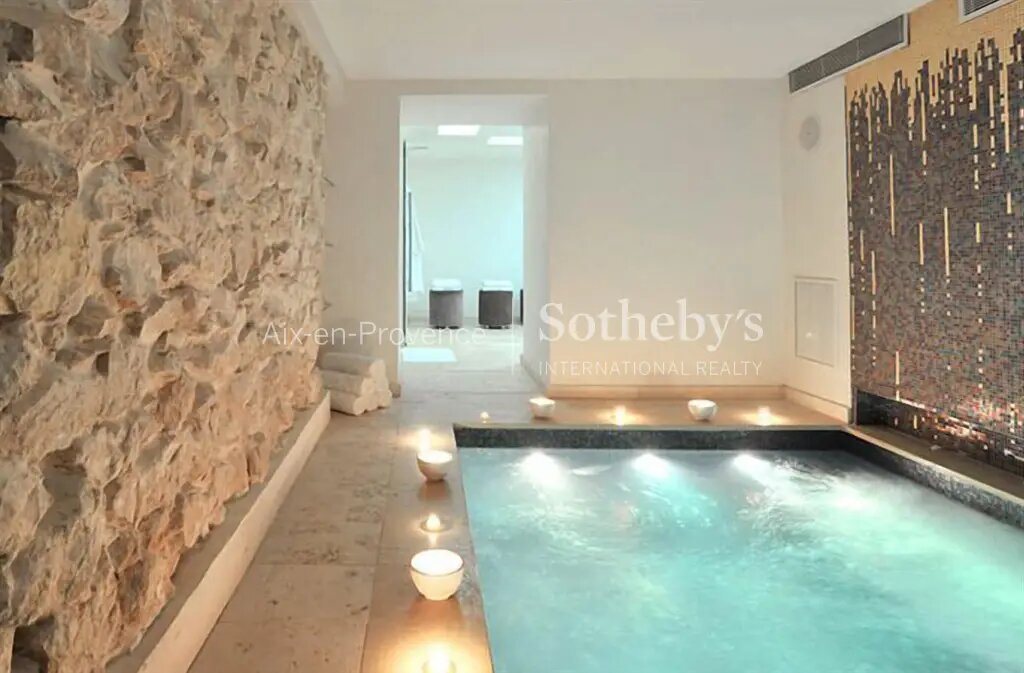 Maison à vendre, 360m², Aix-en-Provence