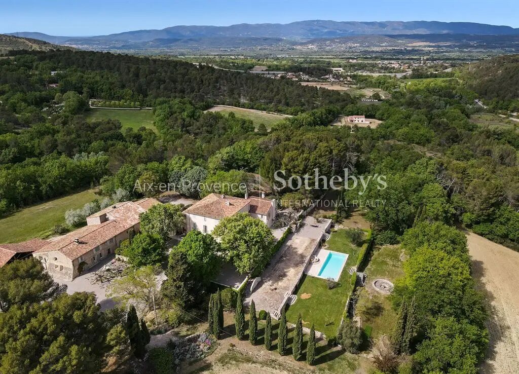 Maison à vendre, 1300m², Aix-en-Provence