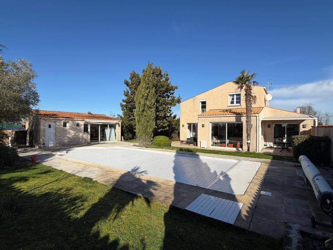 Maison à vendre, 186m², Croix-Chapeau