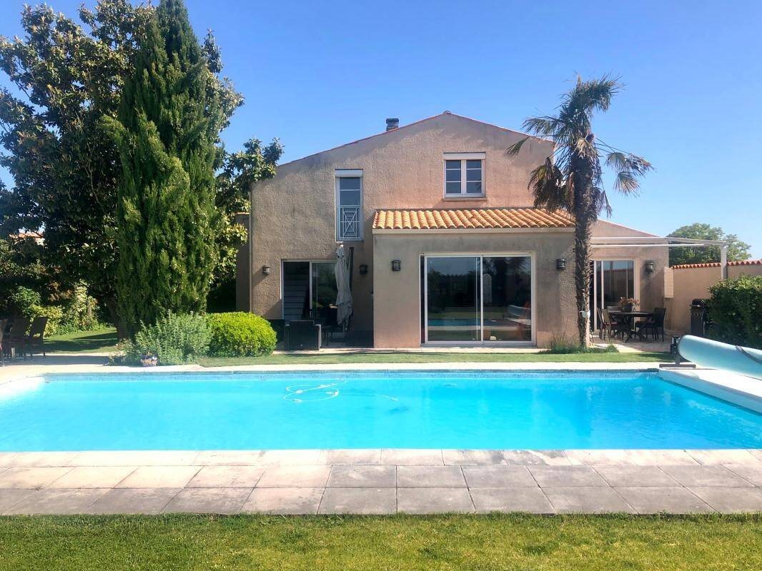 Maison à vendre, 186m², Croix-Chapeau