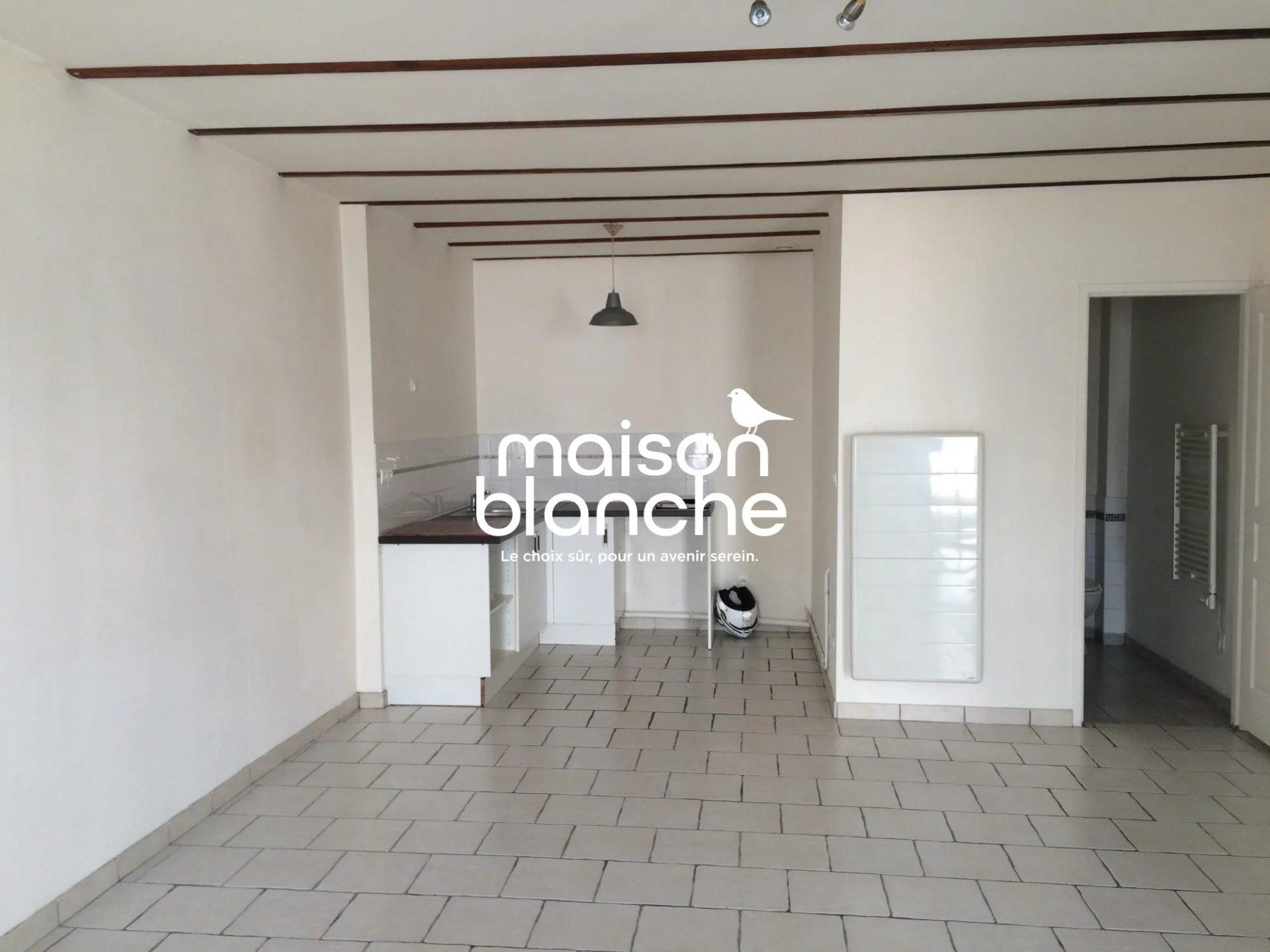 Maison à louer, 52m², Courçon
