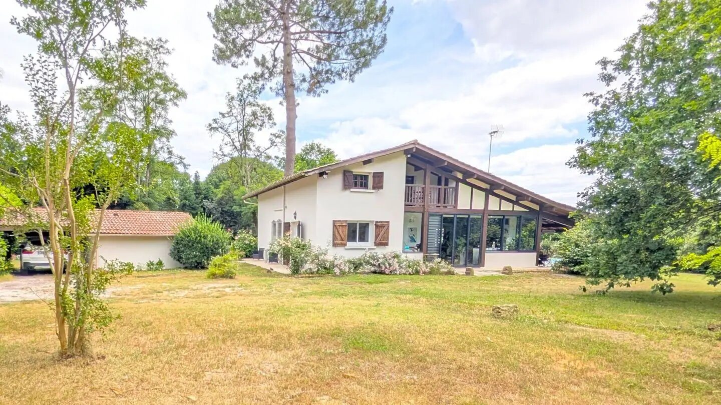 Maison à vendre, 201m², Mont-de-Marsan
