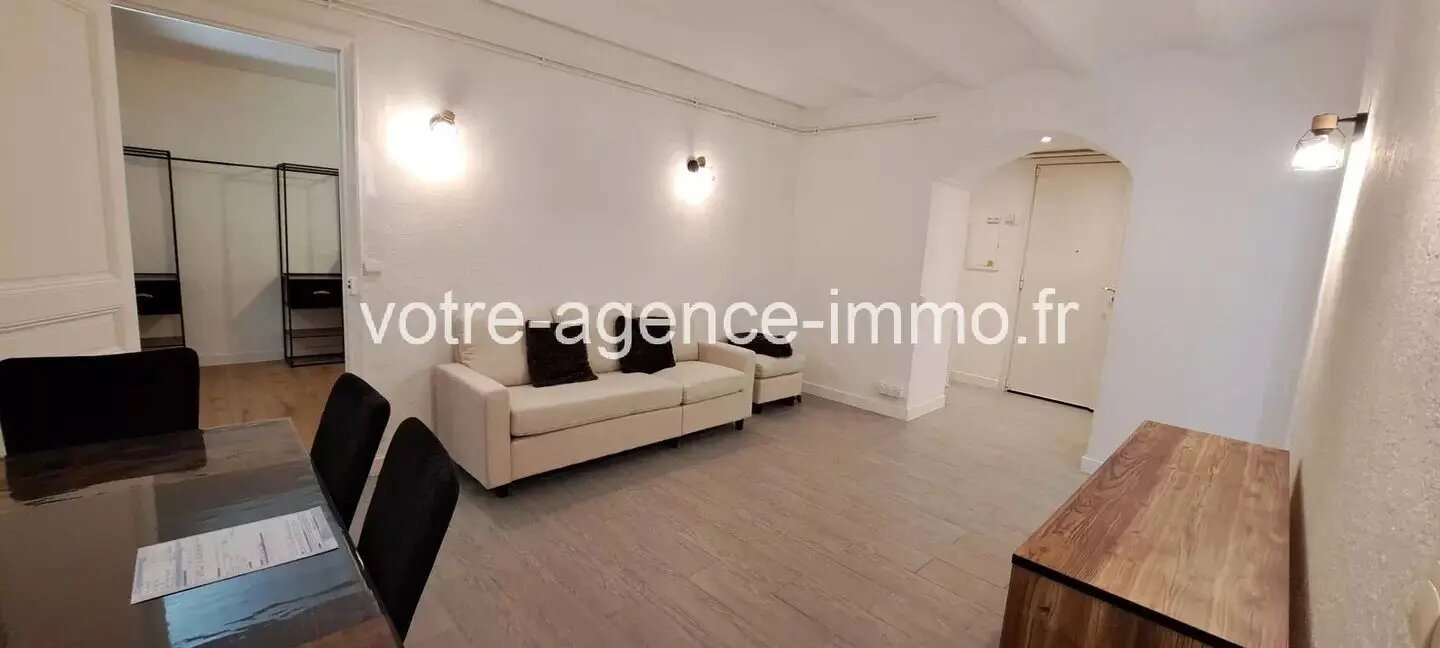 Appartement à louer, 76m², Nice