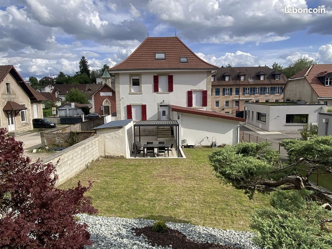 Maison à vendre, 260m², Delle