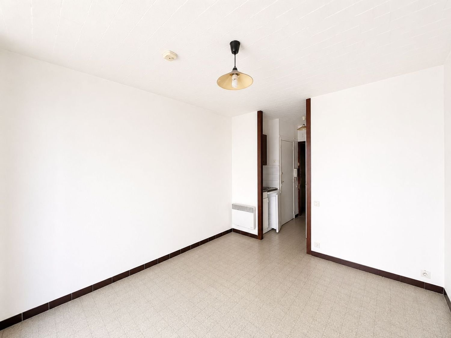 Appartement à louer, 16m², Marseille 8ème
