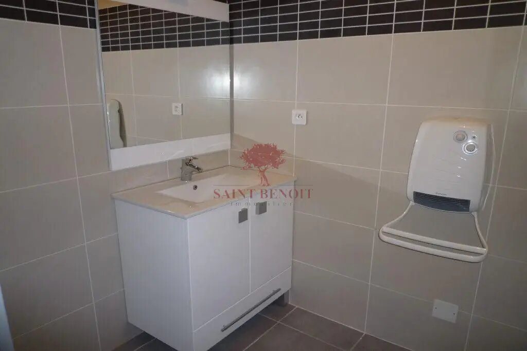 Appartement à louer, 47m², Aniane